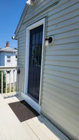 Westerly Garden Apartment Minutes Walk to Downtown - Image 4