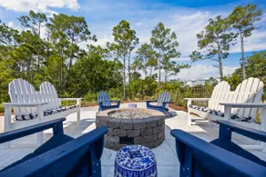 Four Separate En-suites, Fenced Yard, Gas Fire Pit - Image 4