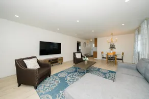 Campbell Park View Apartment - Image 2