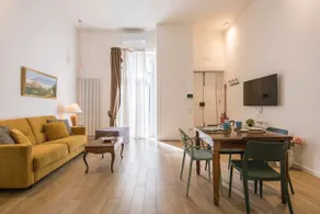 Luxury Design Apartment on the Main Corso - Image 4