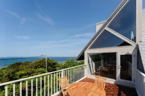 Enjoy nature in luxury at a Good Design Award-winning villa with ocean views | 50 minutes from the city center, sauna, BBQ, beach access - Image 5
