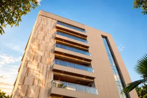 Gulberg Home with Pool & Gaddafi Stadium Views - Image 5
