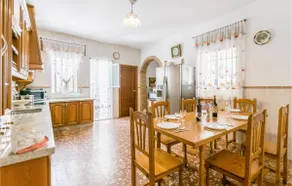 Awesome Home In Fuente Tojar - Image 5