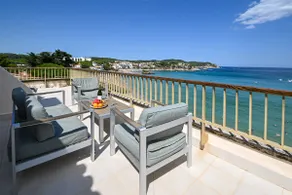 Sunny Penthouse with Breathtaking Sea View - Image 5