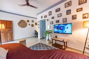 Stylish & Cozy 1BHK w/AC & Fast Wifi - Image 2