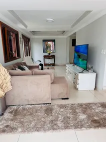 Large and Comfortable House with Swimming Pool - Image 5