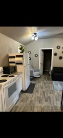 2 Bedroom No Cleaning Fee No Smoking No Animals - Image 4
