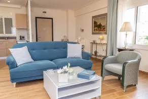 ALKYONI-Magnificent Seaview -Waterfront-110sq m- Beautiful decoration-1st floor - Image 4