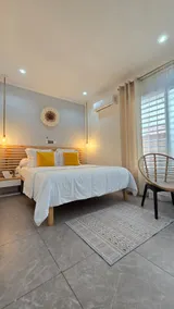 Spacious Room + Kitchenette at Complexe Béac - Image 2