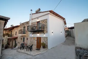 Stone house Elefteria near Matala beach - Image 3