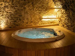 Roman Oasis Villa Spa - Image 4