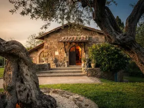 Roman Oasis Villa Spa - Image 3