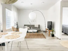 Clean and warm apartment next to services. - Image 2
