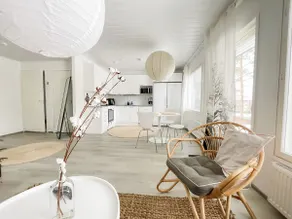 Clean and warm apartment next to services. - Image 3