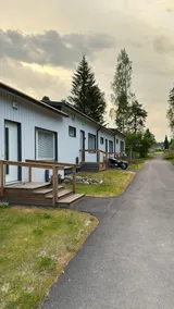 Clean and warm apartment next to services. - Image 4