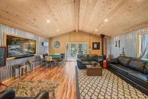 The Ridge: Relax, Play & Unwind with a Hot Tub & G - Image 3