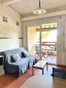 Comfort • Pool • Air conditioning • Nature – Sleeps 6 - Image 5