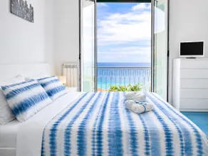 [Sea view & AC] Smeraldo Apartment - Image 2