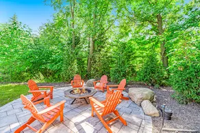 Lakeside Family Gem with Large Deck & WiFi - Image 3