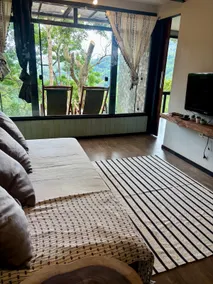 Cabin with Jacuzzi, Swimming Pool, Fireplace, A/C - Image 4