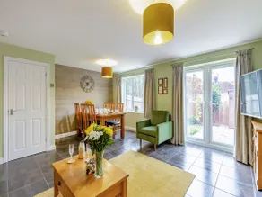 Humbug House - Image 3