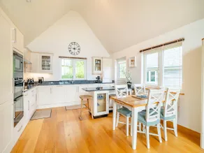 Twill Lodge - 4 Swandown - Image 5