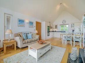 Twill Lodge - 4 Swandown - Image 3