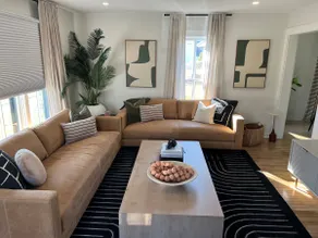 Pet friendly stylish retreat with sauna, hot tub - Image 4