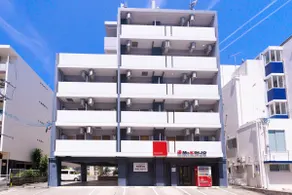 Entire hotel floor for guests only, 3 minutes to American Village, 2 free parking spaces - Image 5