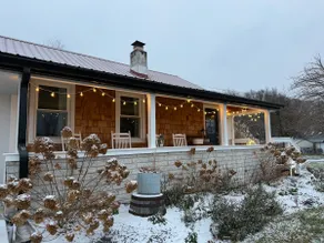 Cozy Farm Cottage - Image 3