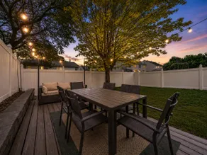 Spacious Boston 3BR/10 min- Airport/Free Parking - Image 2