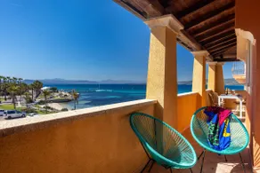 Riviera Collection - Seaview Apartment - Image 4