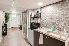 Quaint Forest Heights Unit 7 Mi to National Mall! - Image 2