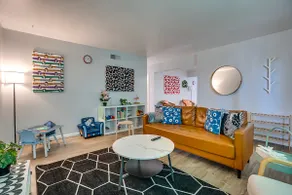 Cozy 3BR Family Kids Friendly Home - Image 2