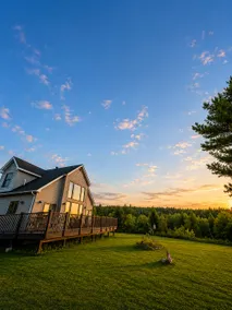 4 Season Mountain Views & Serene Sunsets. - Image 5