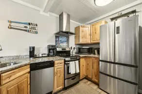 King + Queen Suite in Downtown Minocqua - Image 3