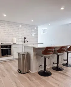 Dwell, prime location downtown! - Image 5