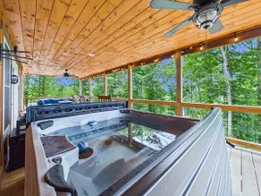 Escape to Murphy-Mountain Views, Hot Tub, Fire Pit - Image 5