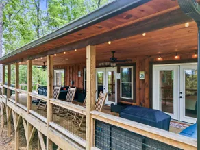 Escape to Murphy-Mountain Views, Hot Tub, Fire Pit - Image 4