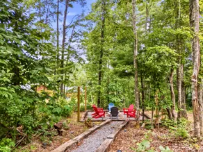 Escape to Murphy-Mountain Views, Hot Tub, Fire Pit - Image 2