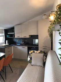One-Bedroom Apartment for 3 person in Trogir - Image 5
