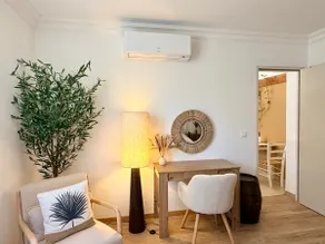 Elegant, quiet, comfortable, single-storey house - Image 3