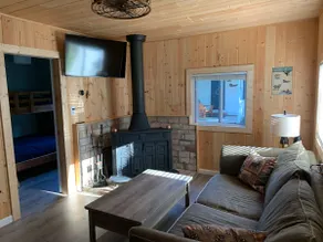 Bentley’s Blue Cabin - Image 2