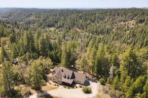 Furnished Decks & Grill: Peaceful Pioneer Home! - Image 3