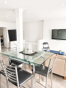 2 BR Waterfront Loft | Walk to TD coliseum - Image 4