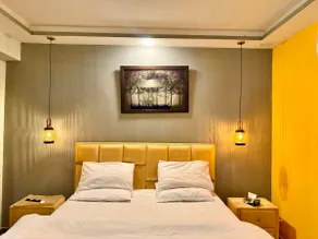 CasaCould Stays n apartmentNear Islamabad Airport - Image 4