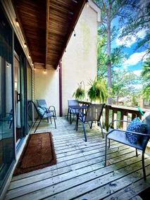 The Blue Heron, Across from The Cool Pool! - Image 4