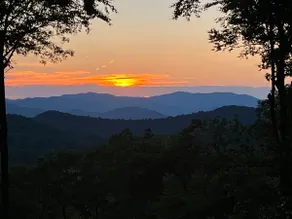Duck Mountain Hideaway- Near Cashiers & Highlands - Image 2