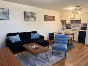 Cozy Belhaven By Baptist Hospital - Image 3