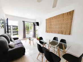 2-Bedroom Home / Pool / 6 Min from the Airport - Image 2